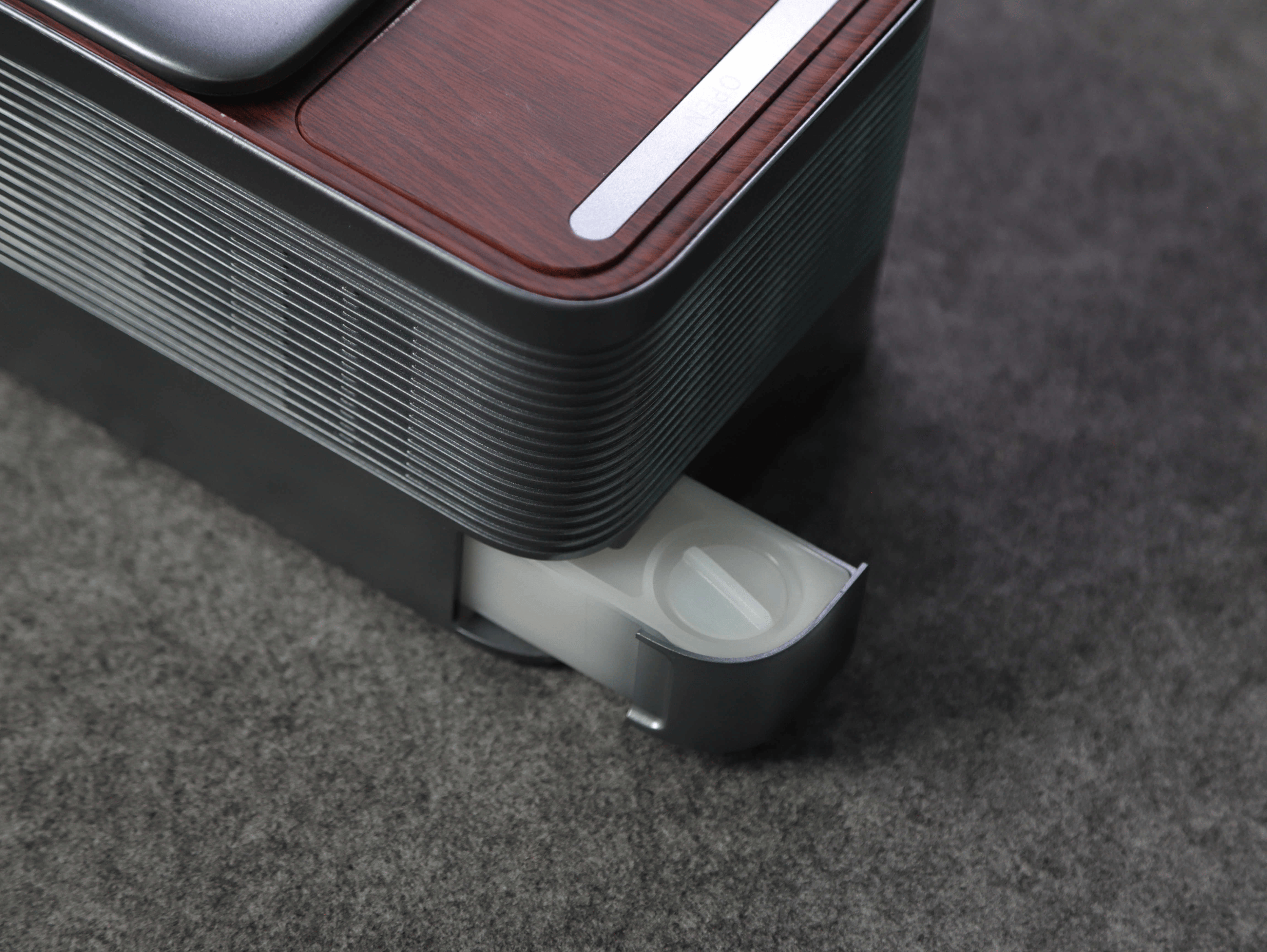 浦尔乐智能烟灰缸：科技赋能，重塑室内空气新标准