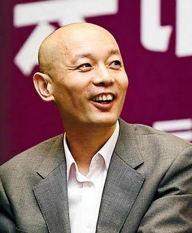 妹妹远在美国,父母也已离世,如今67岁无儿无女的葛优如何了