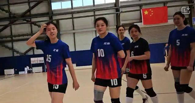 江苏青年女排实力强劲,冲击三大球女排冠军!