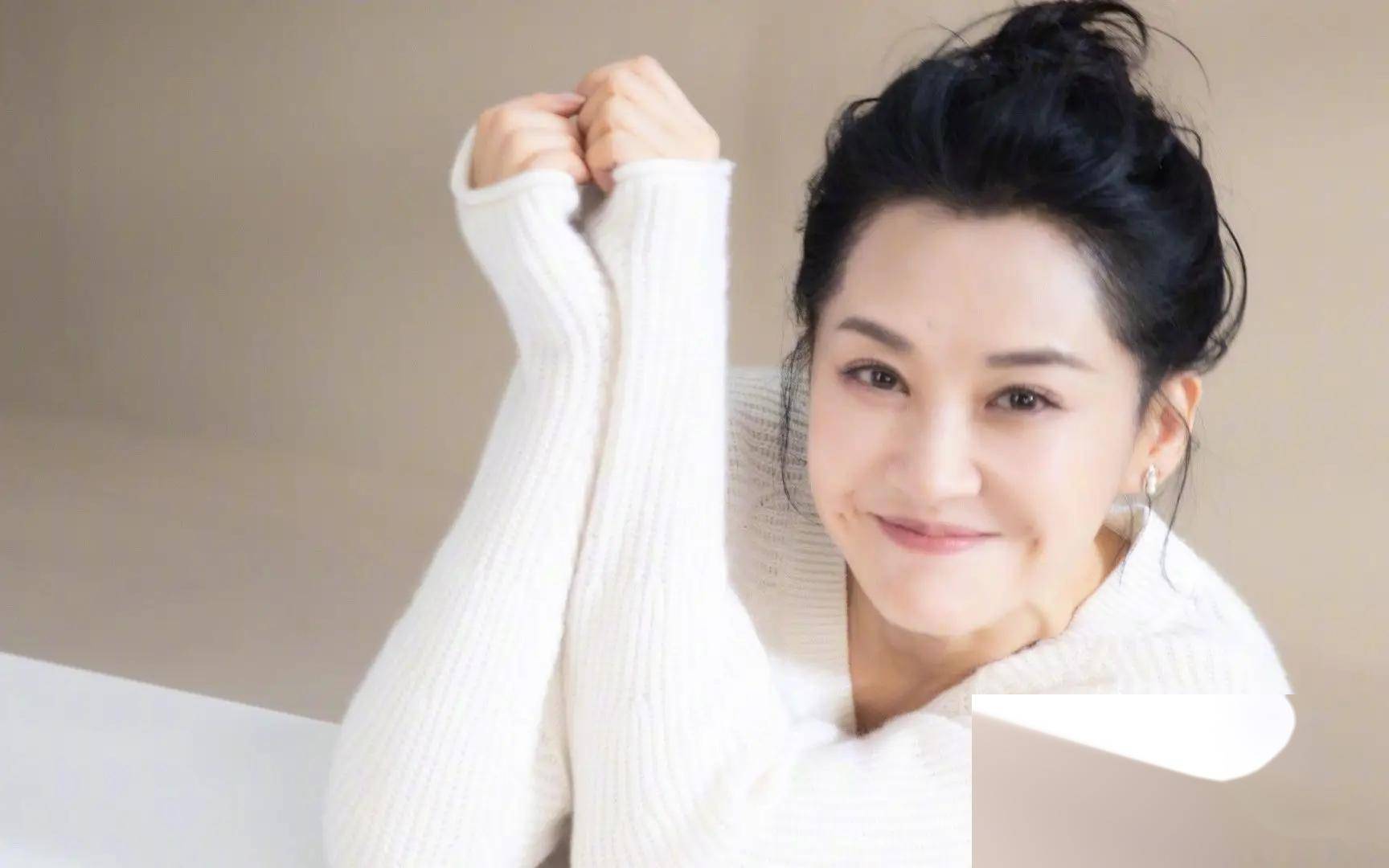 许晴的写真曝光,美貌与才华让人叹为观止!
