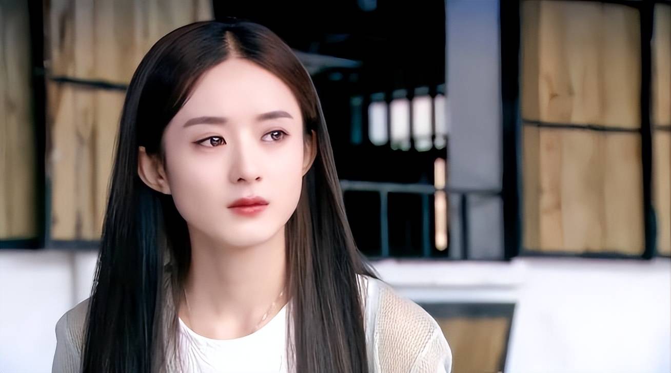 网友整理的赵丽颖宣传片截图,每一帧都是精致小脸,又见百合!