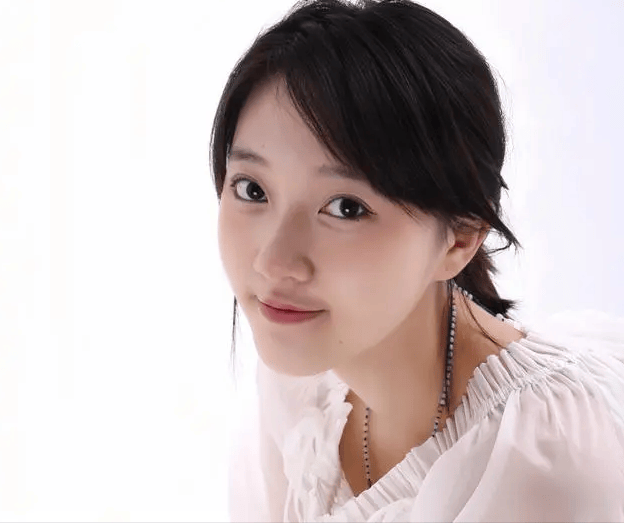 《父母爱情》小演员9年后,亚菲变化大小样颜值高,安怡三登春晚