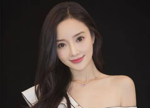 李小璐新男友曝光?女儿甜馨去向成热议焦点