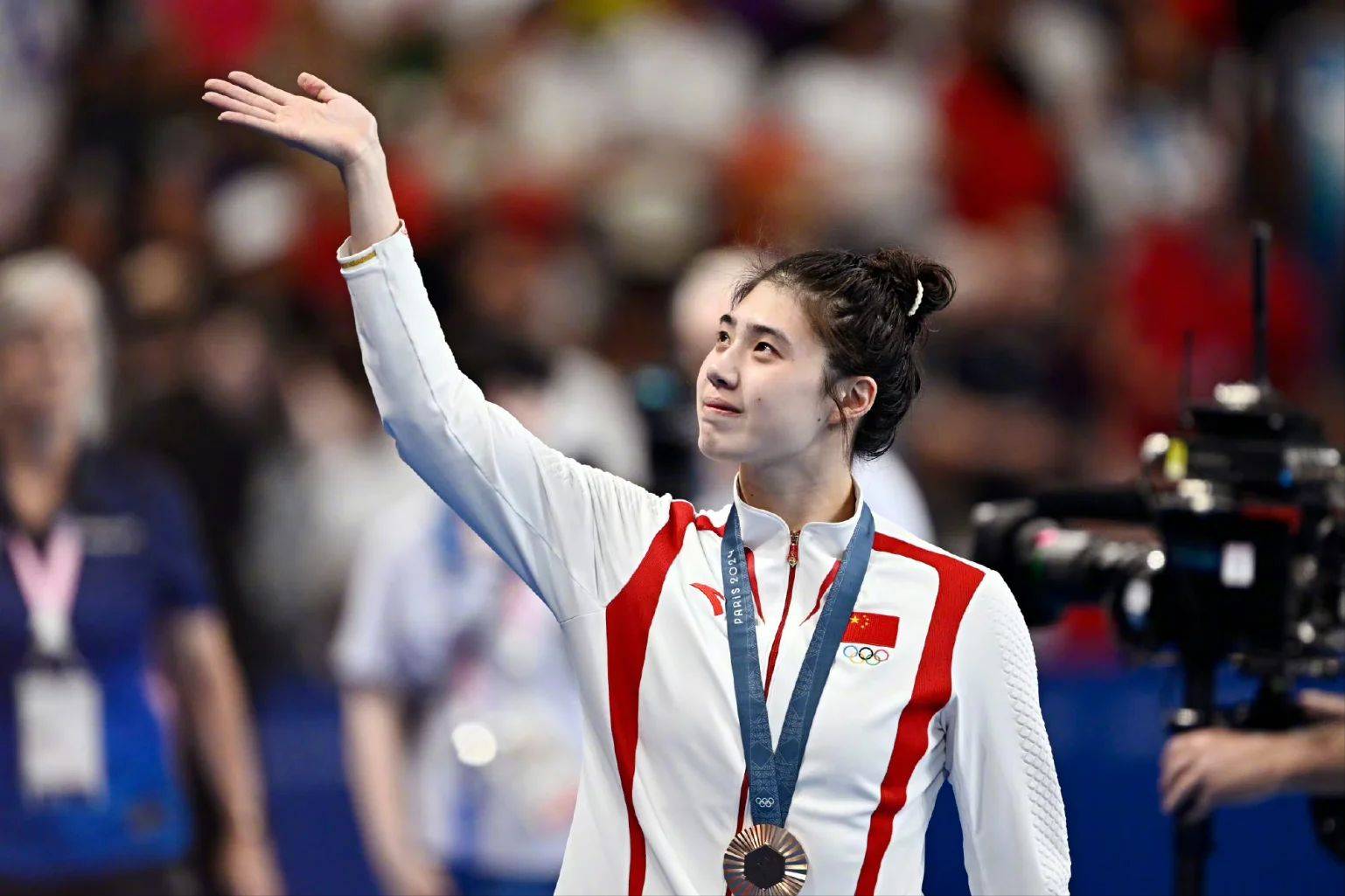 张雨霏:生理期 发烧,她用行动诠释"中国力量"的坚韧与持久!