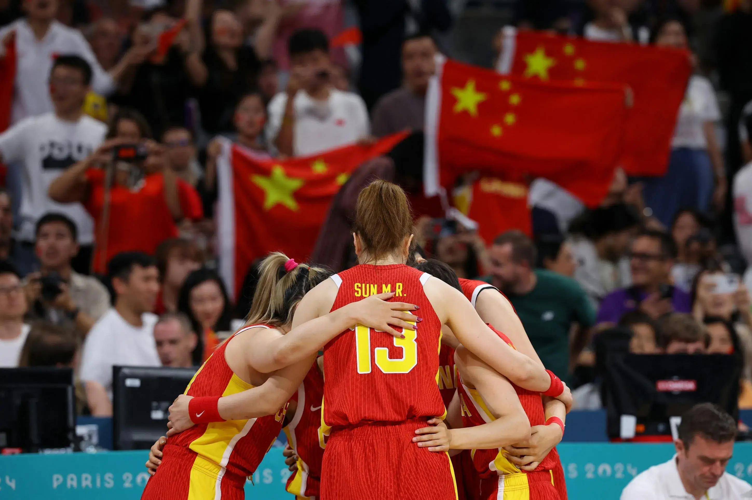 女篮小组赛焦点战,中国女篮迎战波多黎各,前两轮遭遇两连败,只有拼下