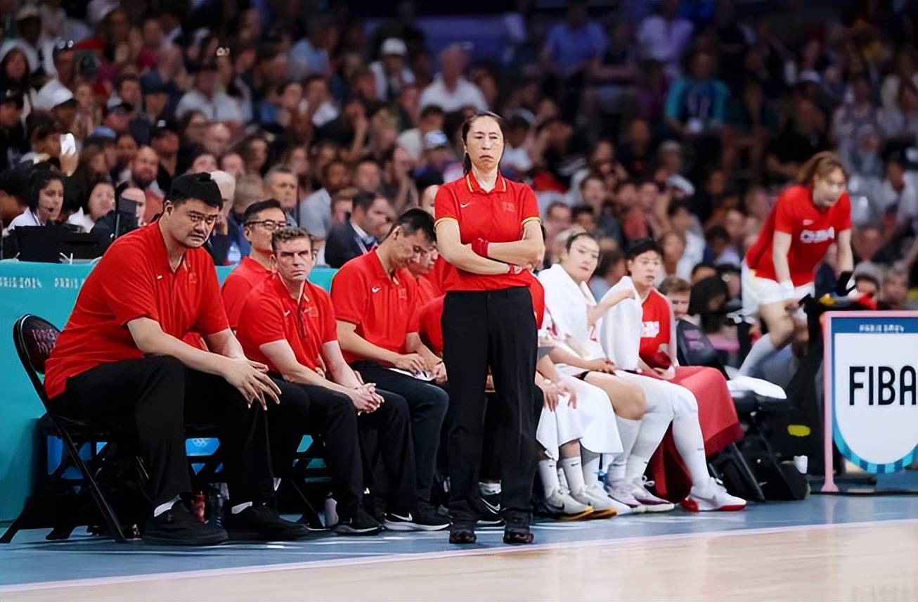 篮协目标是奥运前四.苏群:女篮内部肯定有矛盾!