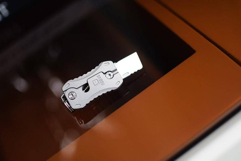 精致设计与卓越性能的完美结合 费戈钛合金δM390萝卜小DAO