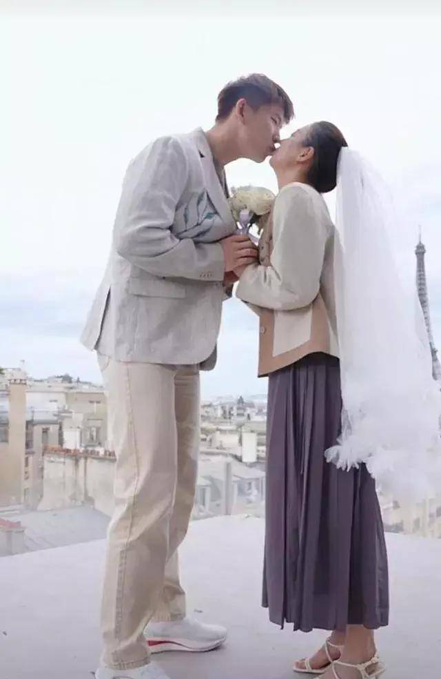 黄雅琼刘雨辰在巴黎拍摄婚纱照,甜蜜热吻大秀恩爱_巴黎奥运会_爱情