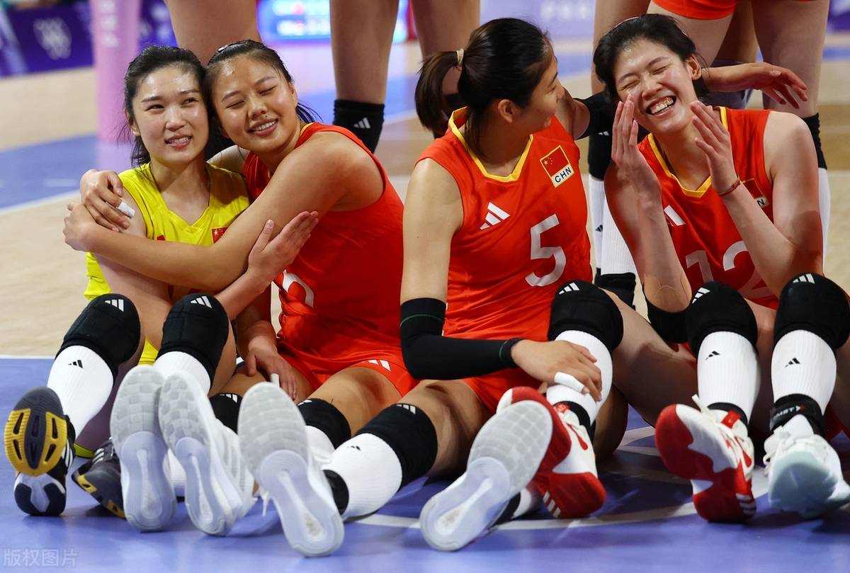 cctv5直播!中国女排vs土耳其,赢球=4连胜=晋级4强,冲奥运金牌