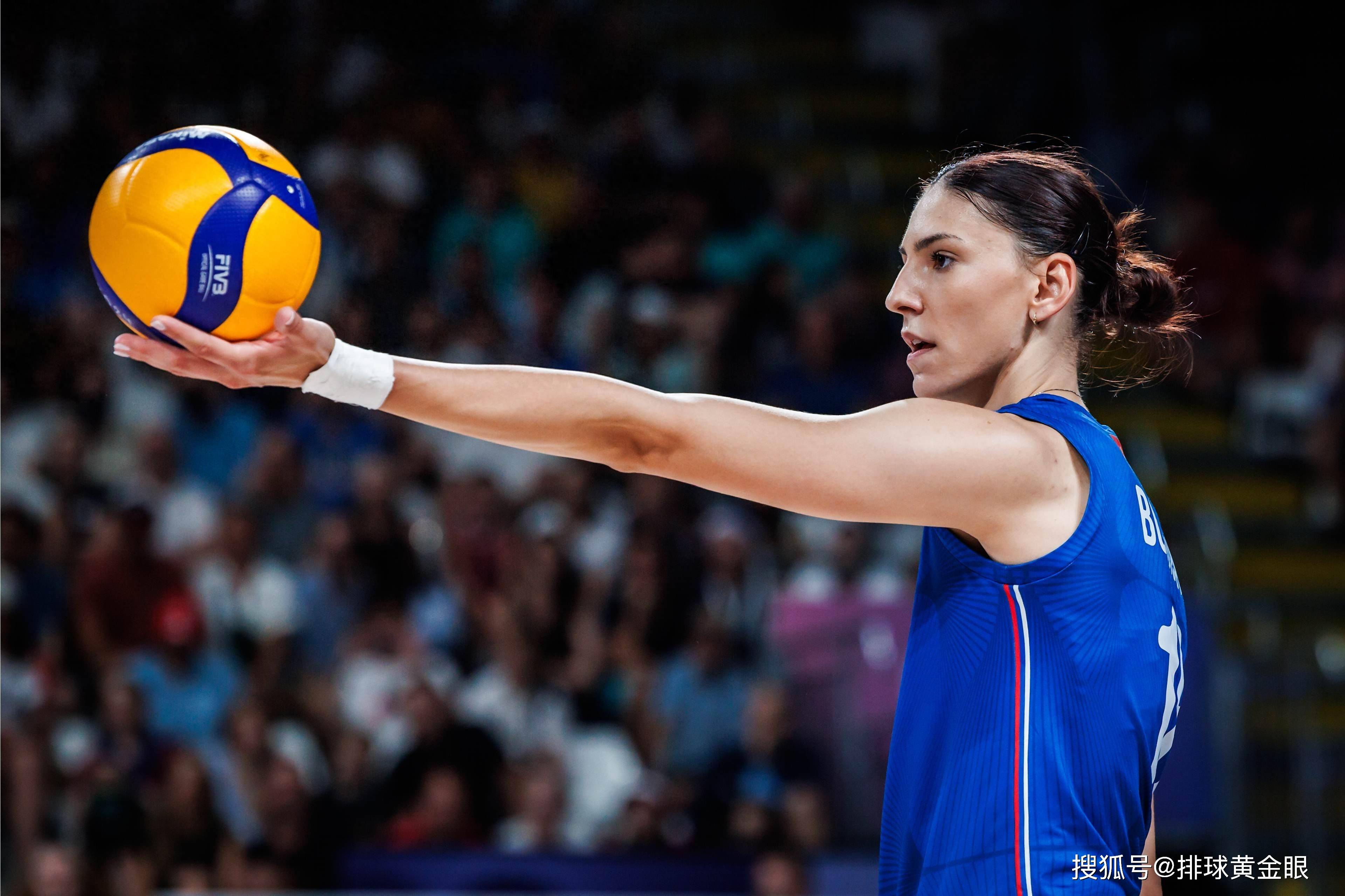 女排4场强强对话!意大利欲破奥运魔咒,中国冲击四强,美波争锋