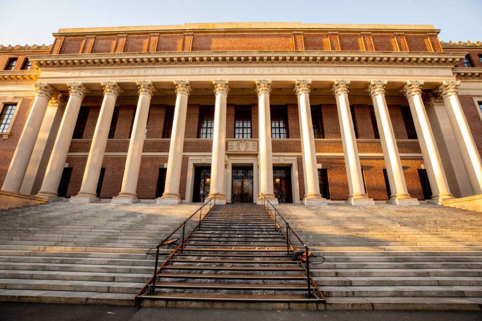 揭秘宾夕法尼亚大学留学含金量:毕业年薪高达70万!
