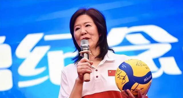 中国女排新篇章:重新评估教练组,郎平再度掌舵?