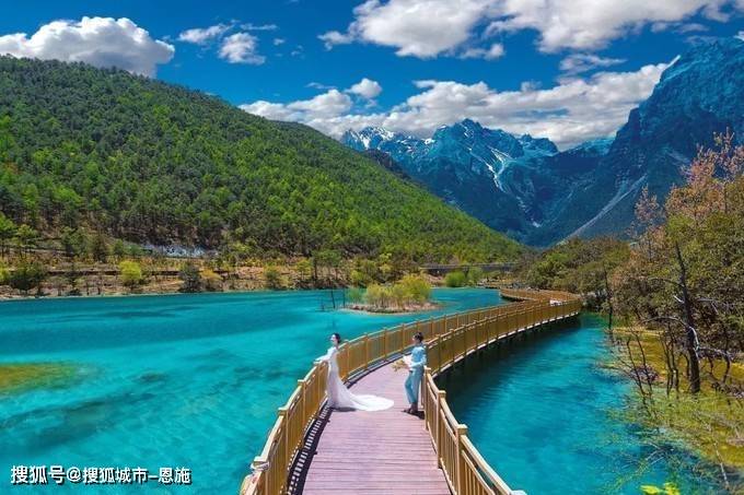 齐齐哈尔去云南香格里拉旅游十天要多少钱,云南大理丽江跟团游花费