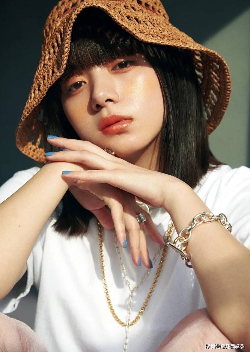 国色天香,池田依来沙:魅力无限,挑战视觉极限的娱乐风暴!