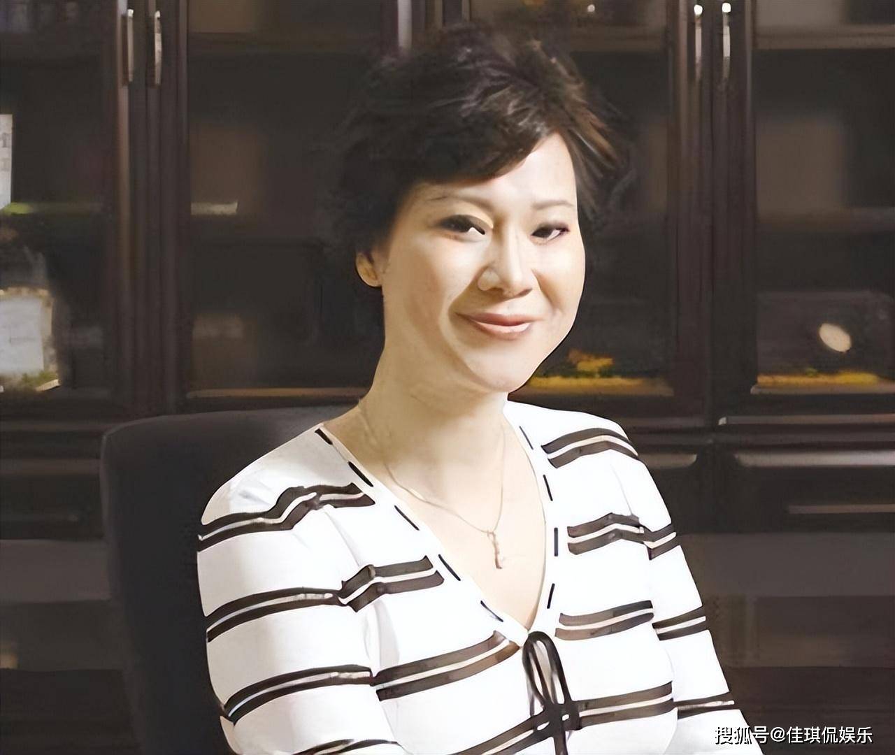 同样是离开国家队,为何曹燕华何智丽被骂,倪夏莲却得到盛赞?