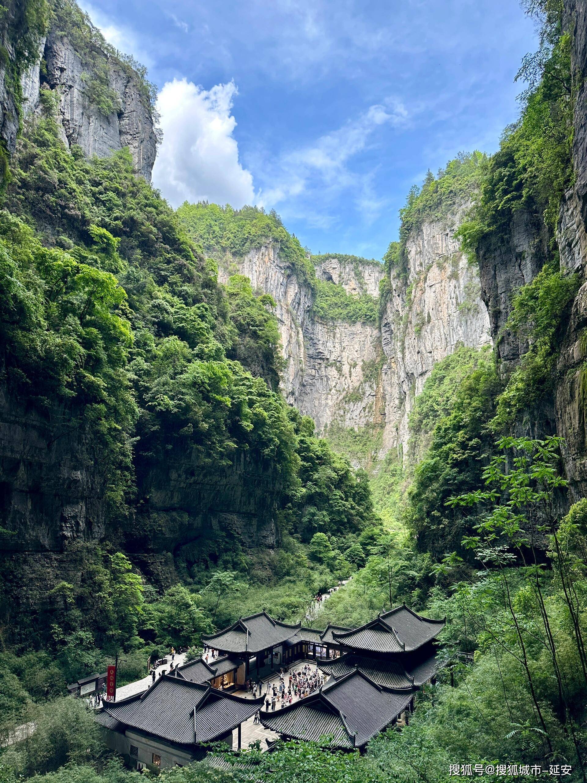 重庆跟团双飞七日游详细费用,重庆双飞7天6晚最佳路线推荐,干货