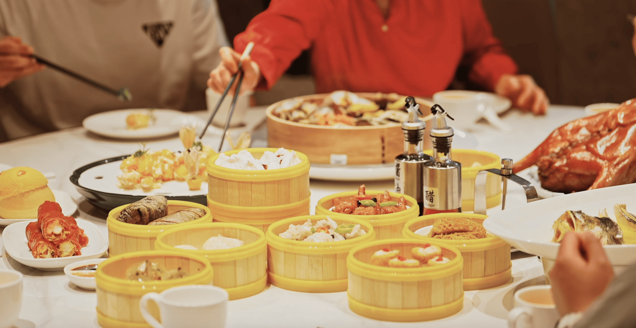 三十余载匠心传承,东方早茶情定百年上街里