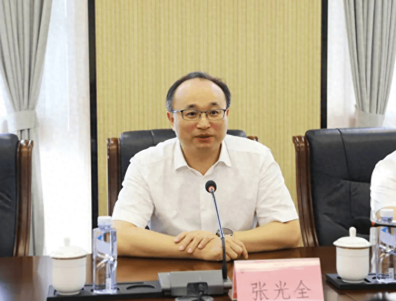 县长被查4个月后,县委书记主动投案