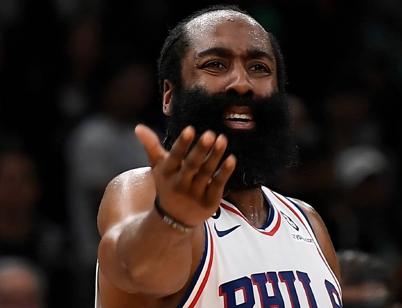 两年960万,重返快船!哈登迎来左膀右臂,冲冠前景依旧很渺茫