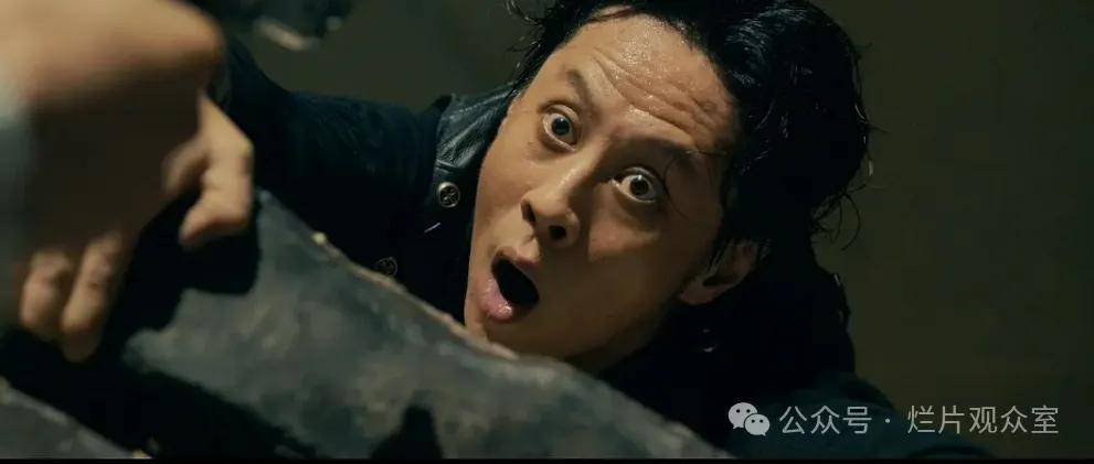 张家辉疯批重生,精神很美丽_电影_小乔_巴莱