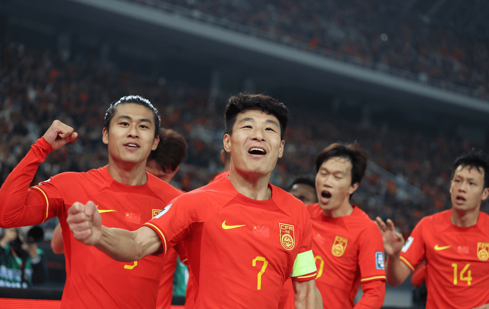 国足名单调整！林良铭魏震入选，于汉超吴曦等落选，门将还是4人-国足名单 23人个人简介