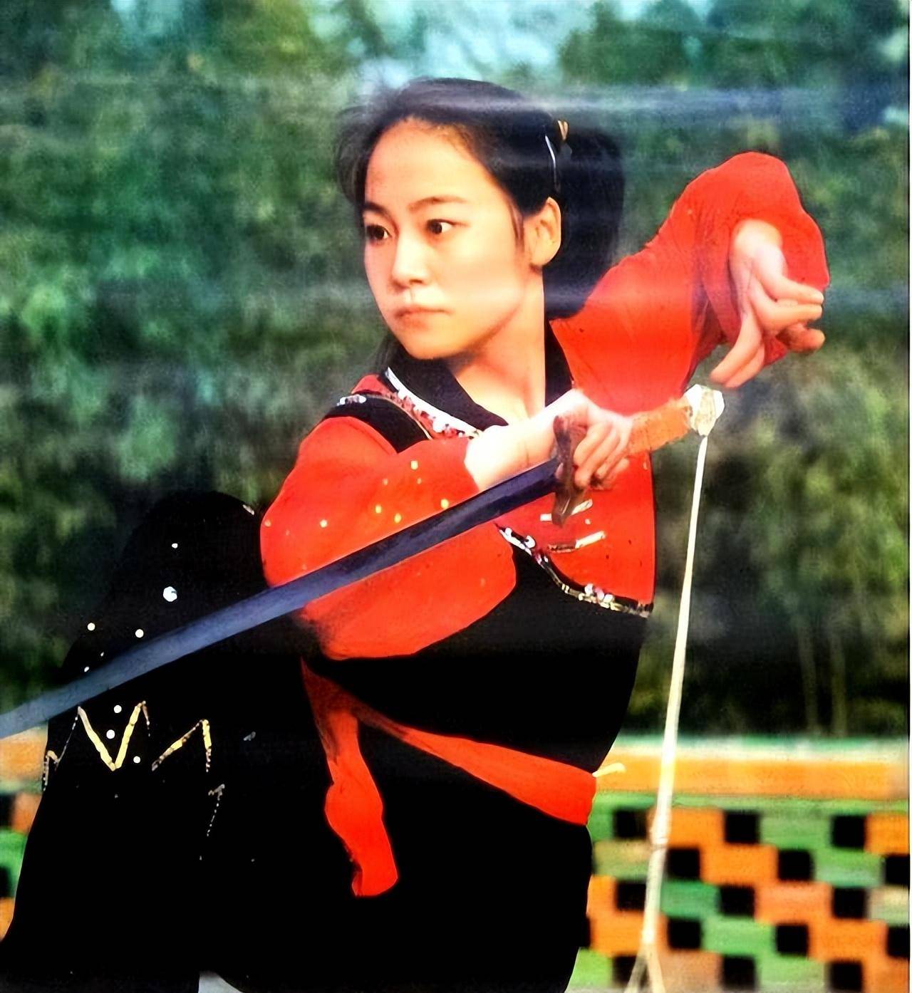 戈春艳和她拍武打戏都是真打24岁演武林志走红