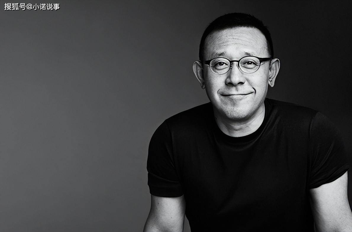 儿子名字成争议,"江郎才尽"的导演姜文,其实早已走上人生另一条路