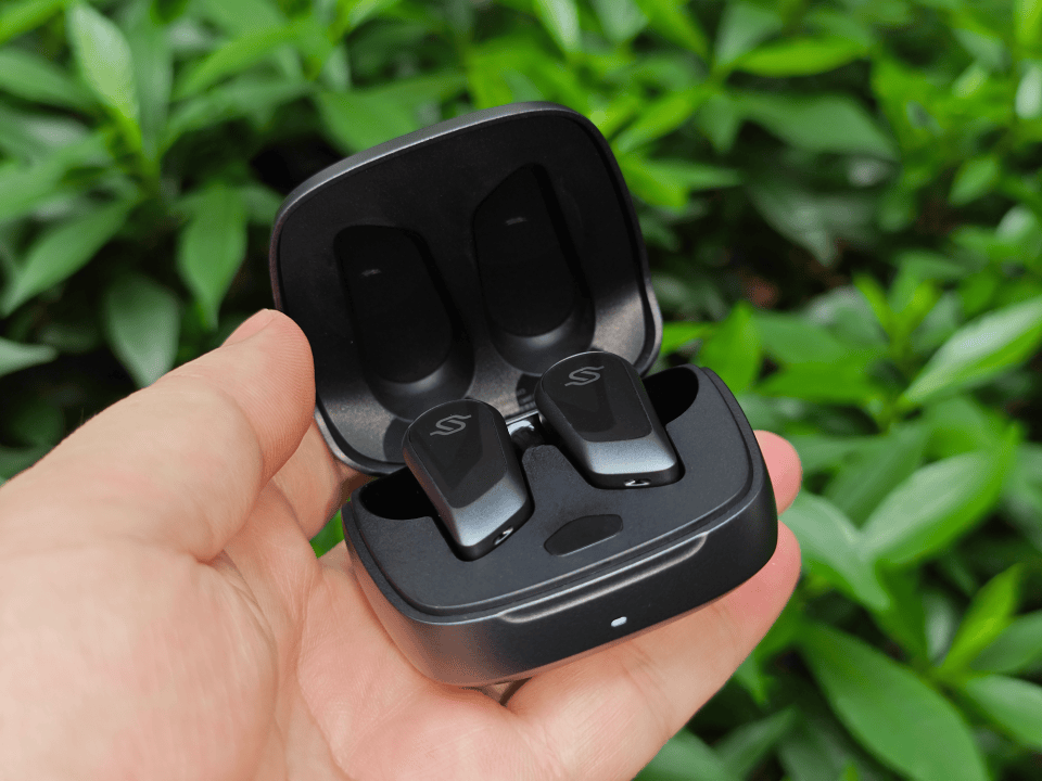 漫步者首款磁电式平板TWS耳机S10实测:小巧、动听、降噪完美融合!