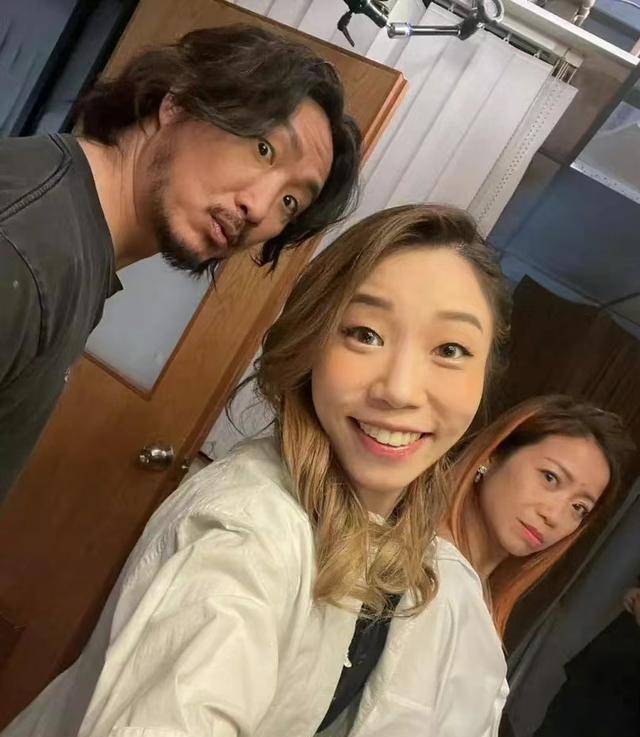 郑中基退圈后续!知情人曝内情,其老婆多次在ins发表耐人寻味文