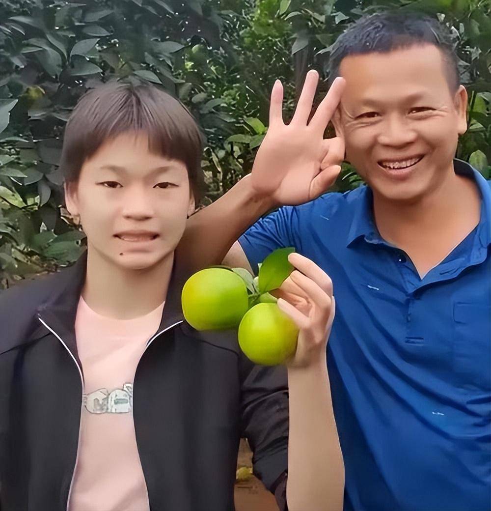 全红婵和爸爸见面了，全红婵和爸爸合照曝光！-全红婵爸爸妈妈是干什么的
