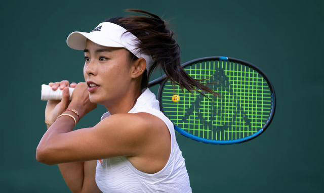 原创            美网战报：中国金花告急，中国军团或遭遇1胜4负，法网冠军翻车-中国金花一姐在赛末连丢七局,最终以3-6和0-6吞