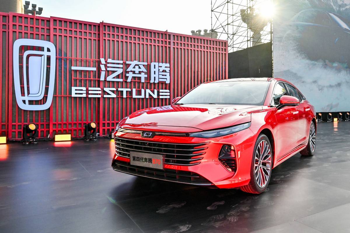 一汽奔腾旗下的奔腾b70,奔腾t90以及奔腾小马,分别在中型轿车,suv和新