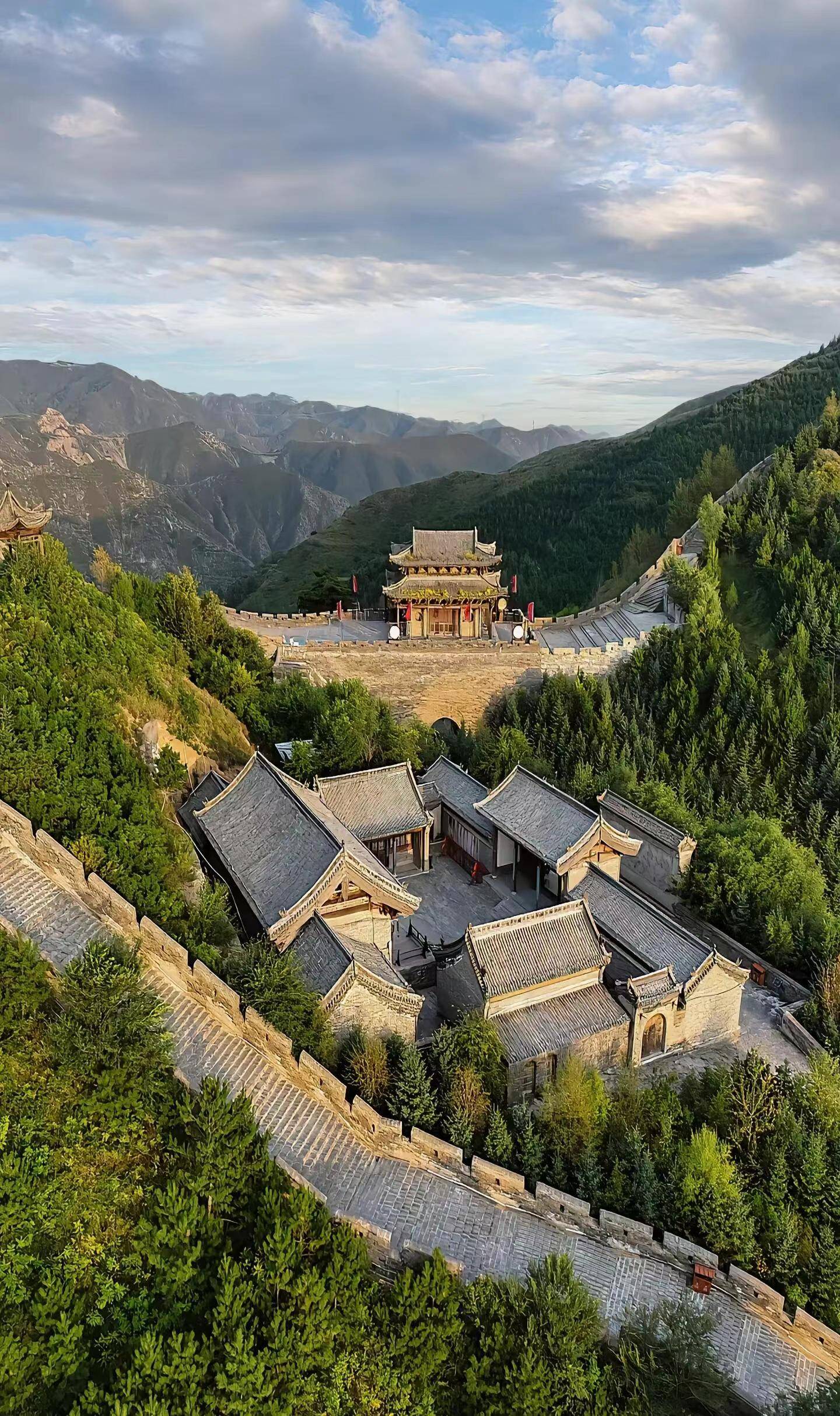 山西旅游：历史厚重的土地上的精彩旅程