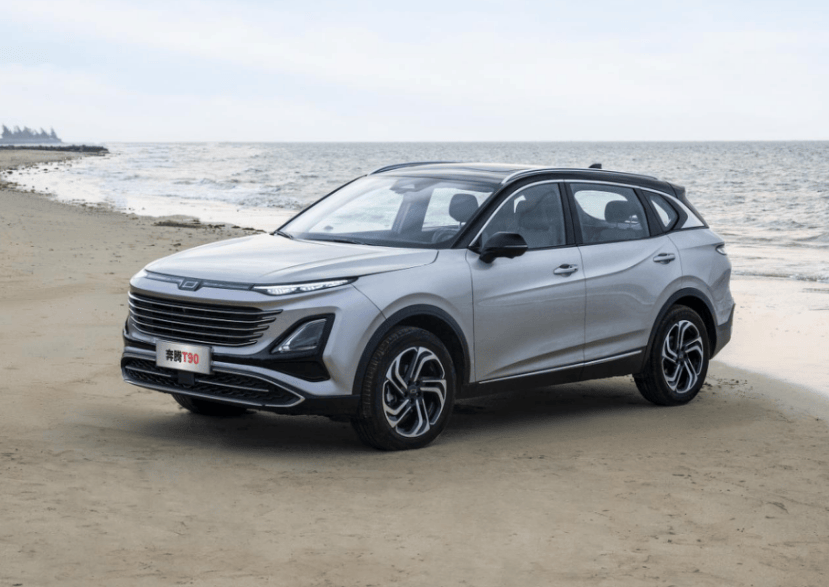 一汽奔腾旗下的奔腾b70,奔腾t90以及奔腾小马,分别在中型轿车,suv和新