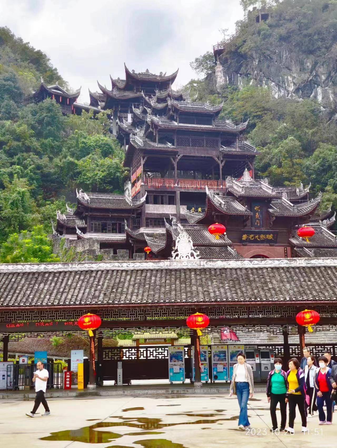 重庆三日游最佳攻略,旅游团现在是什么价格跟团重庆旅游价格