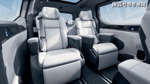 极氪009发布,定义商务出行的新标准_搜狐汽车_搜狐网