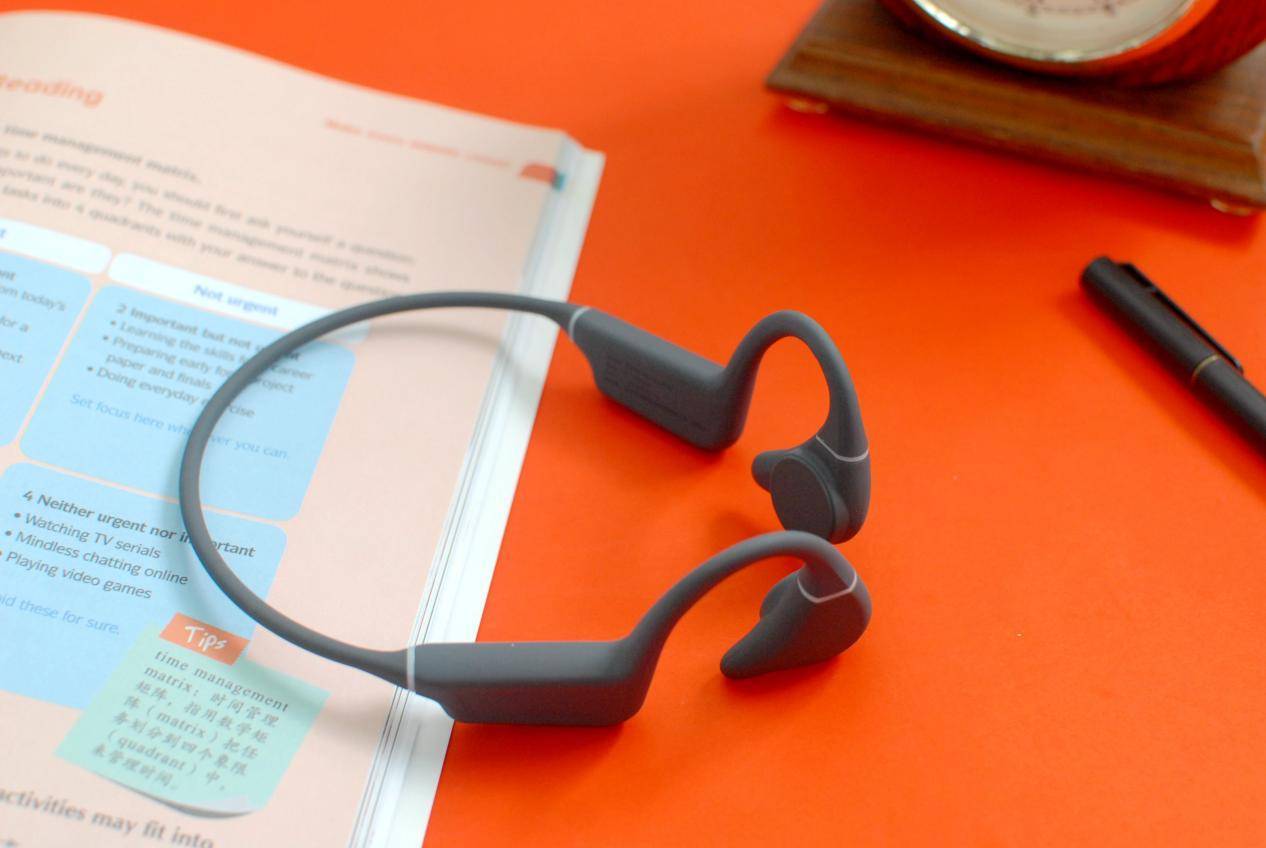 骨传导耳机哪个品牌好用？精选五大高能骨传导耳机分享！