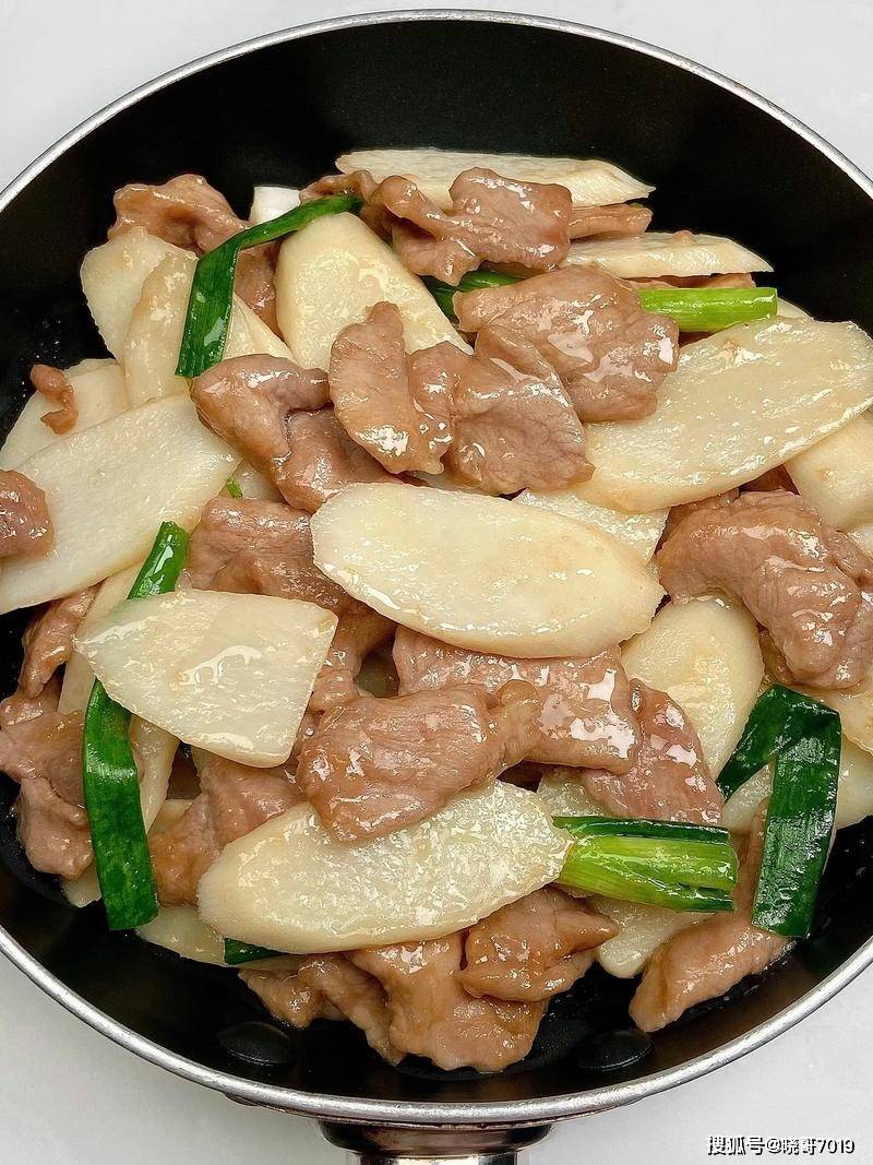 常说:"入伏不补,秋来受苦",常吃4道菜,补阳气强脾胃