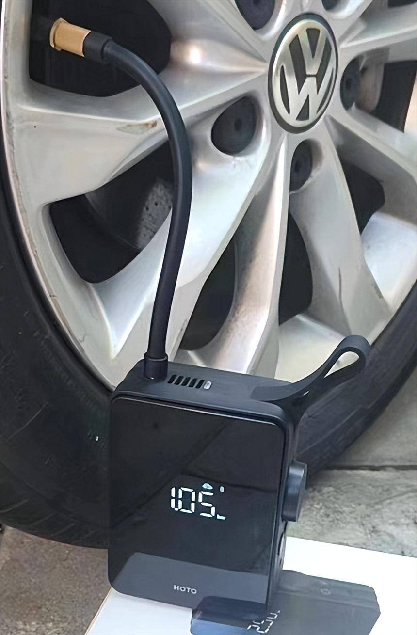 小米生态链HOTO小猴充气宝 为爱车提供澎湃动力