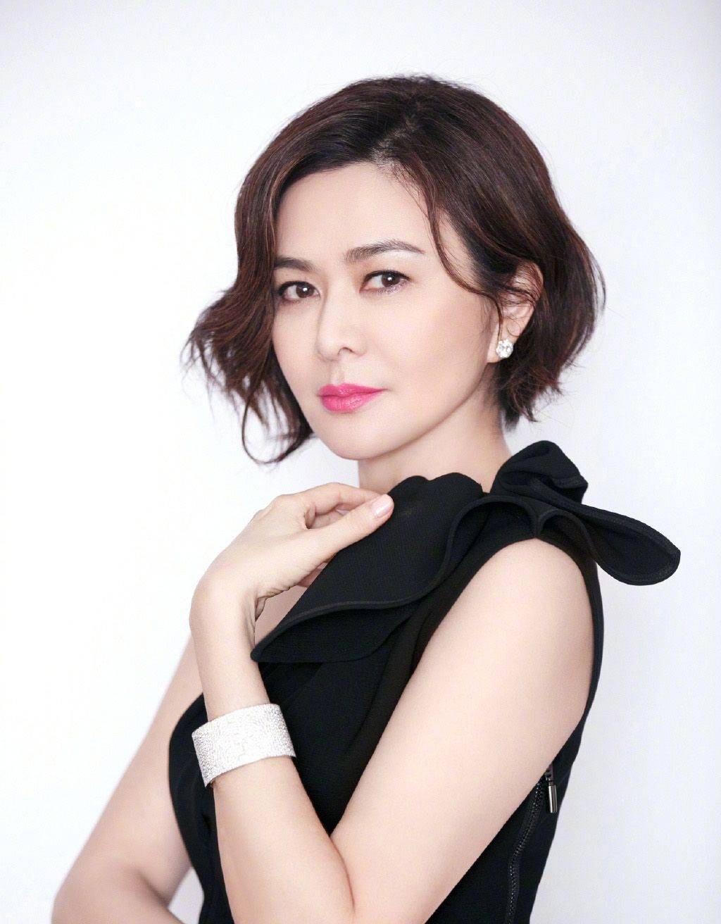 曾是一代人的梦中情人——张曼玉和关之琳