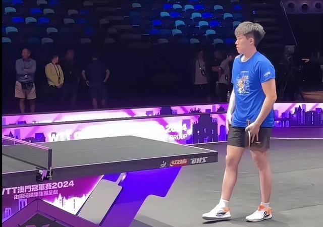 国乒澳门赛王楚钦剃光头!中国名将惨败,王艺迪陈幸同牵手晋级!