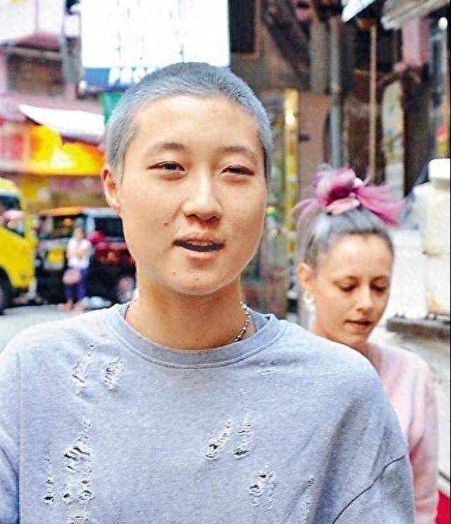 小龙女吴卓林图片