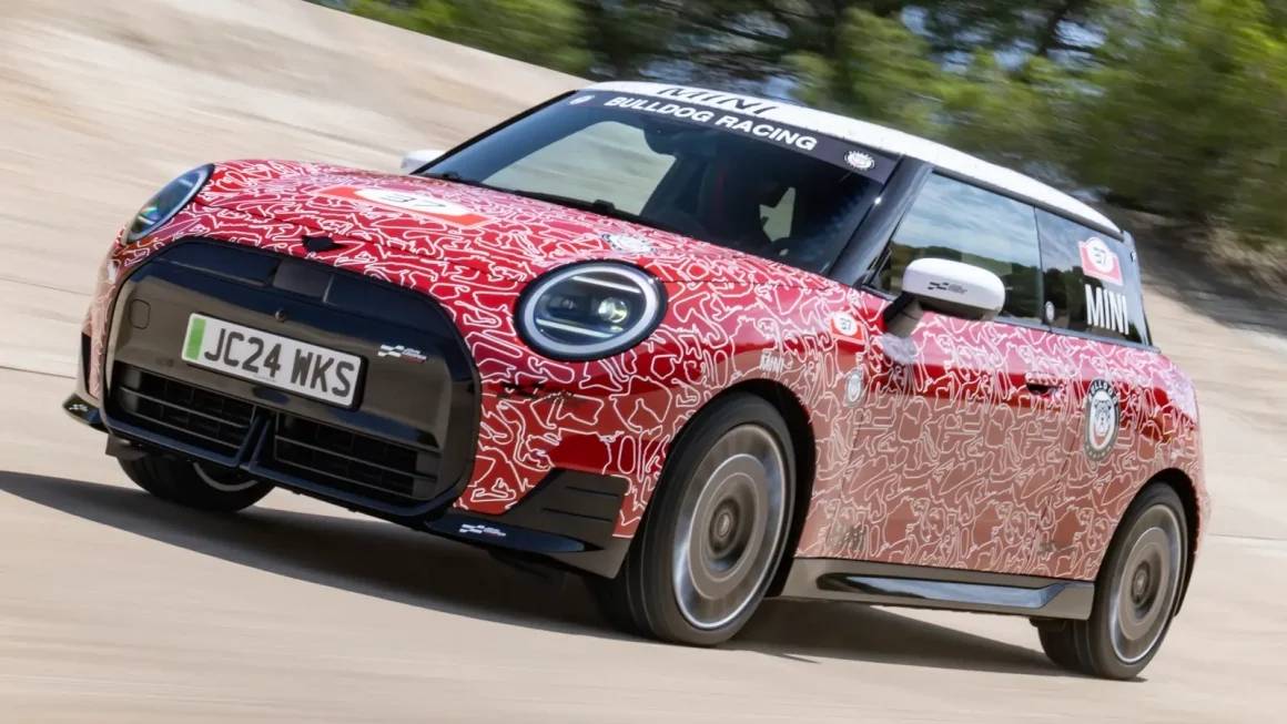 国家工信部揭露Mini JCW E资讯，纯电性能钢砲马力上看255匹