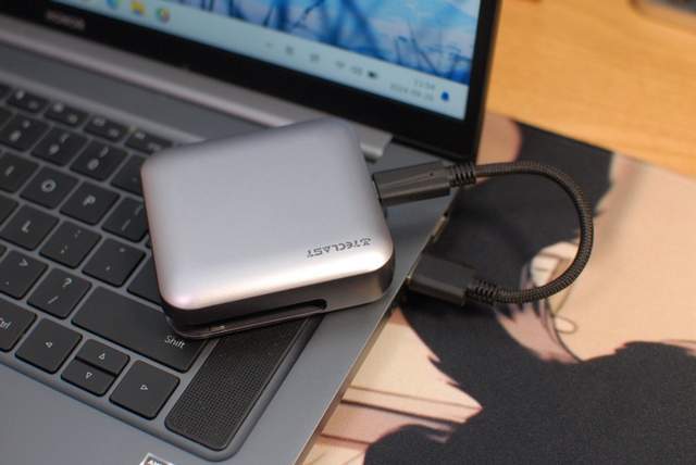 台电移动固态硬盘S50：疾速自带线，数据存储的好选择