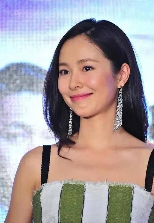 江一燕:娱乐圈的隐秘才女,多才多艺背后的非凡人生