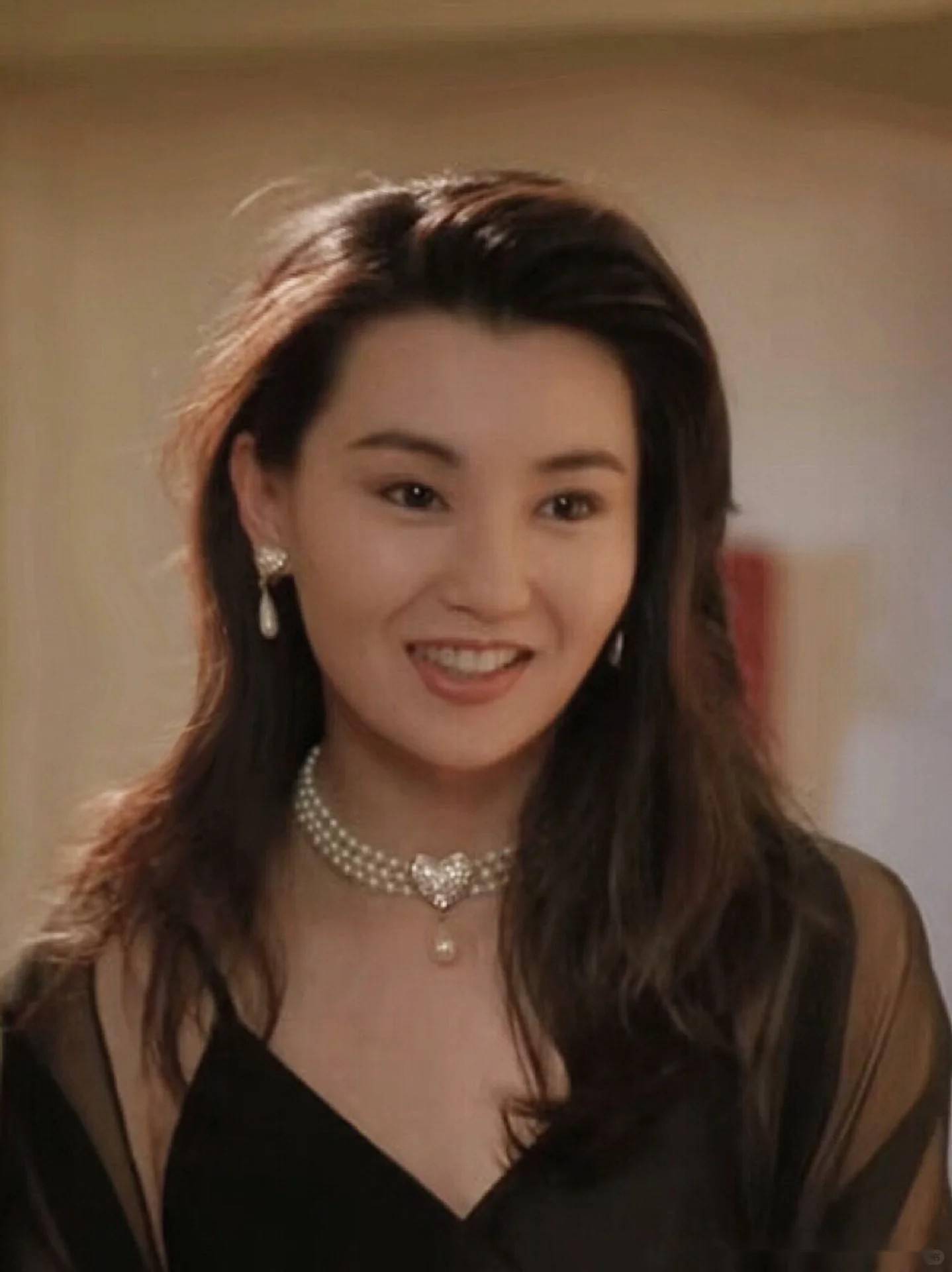 性感女神张曼玉55岁写真曝光,迷人气质让人为之倾倒!