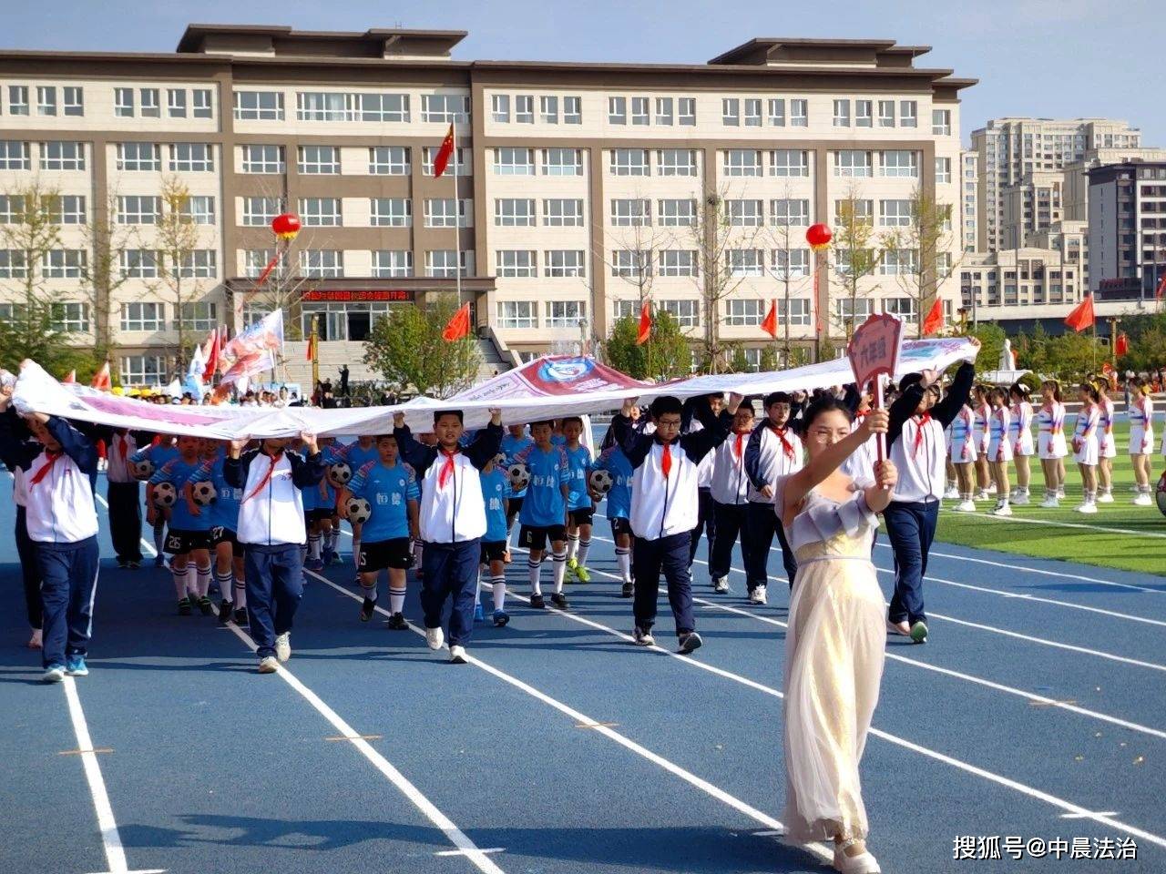 大同市恒德学校第四届校运会华彩开幕圆满收官