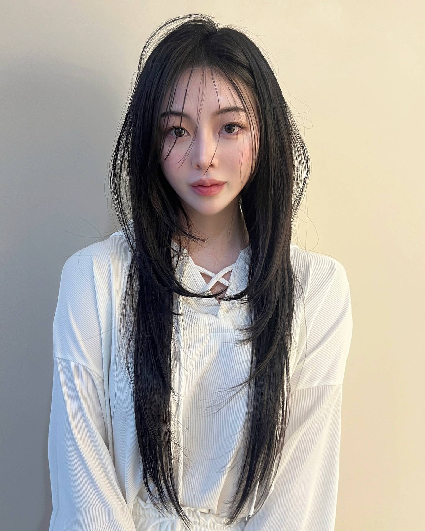 想要瘦脸发型别乱剪边沿层次长发真不错好看显瘦颜值翻倍