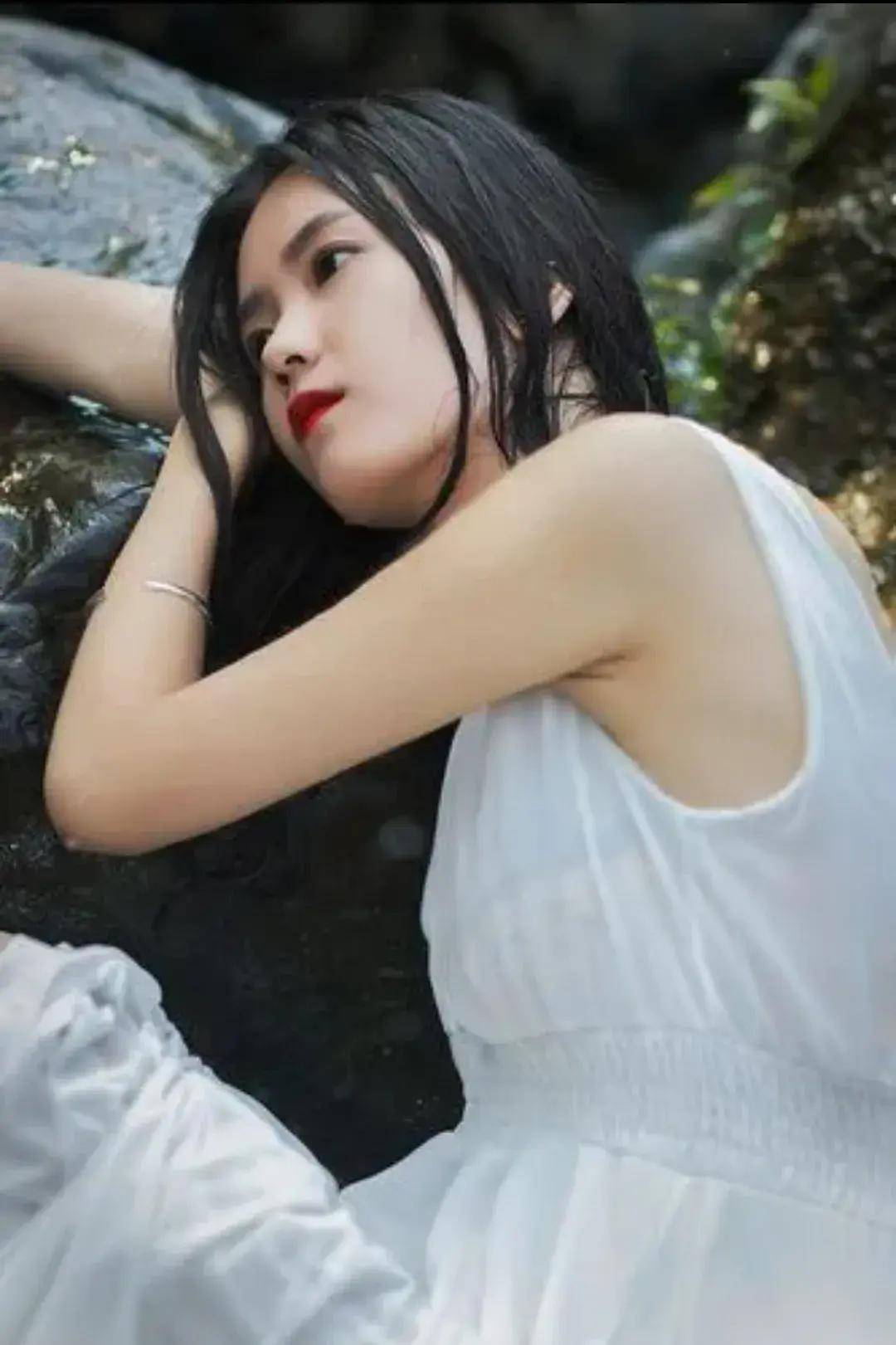 花与蛇2全集在线_花与蛇人性探讨_花与蛇电影剧情分析