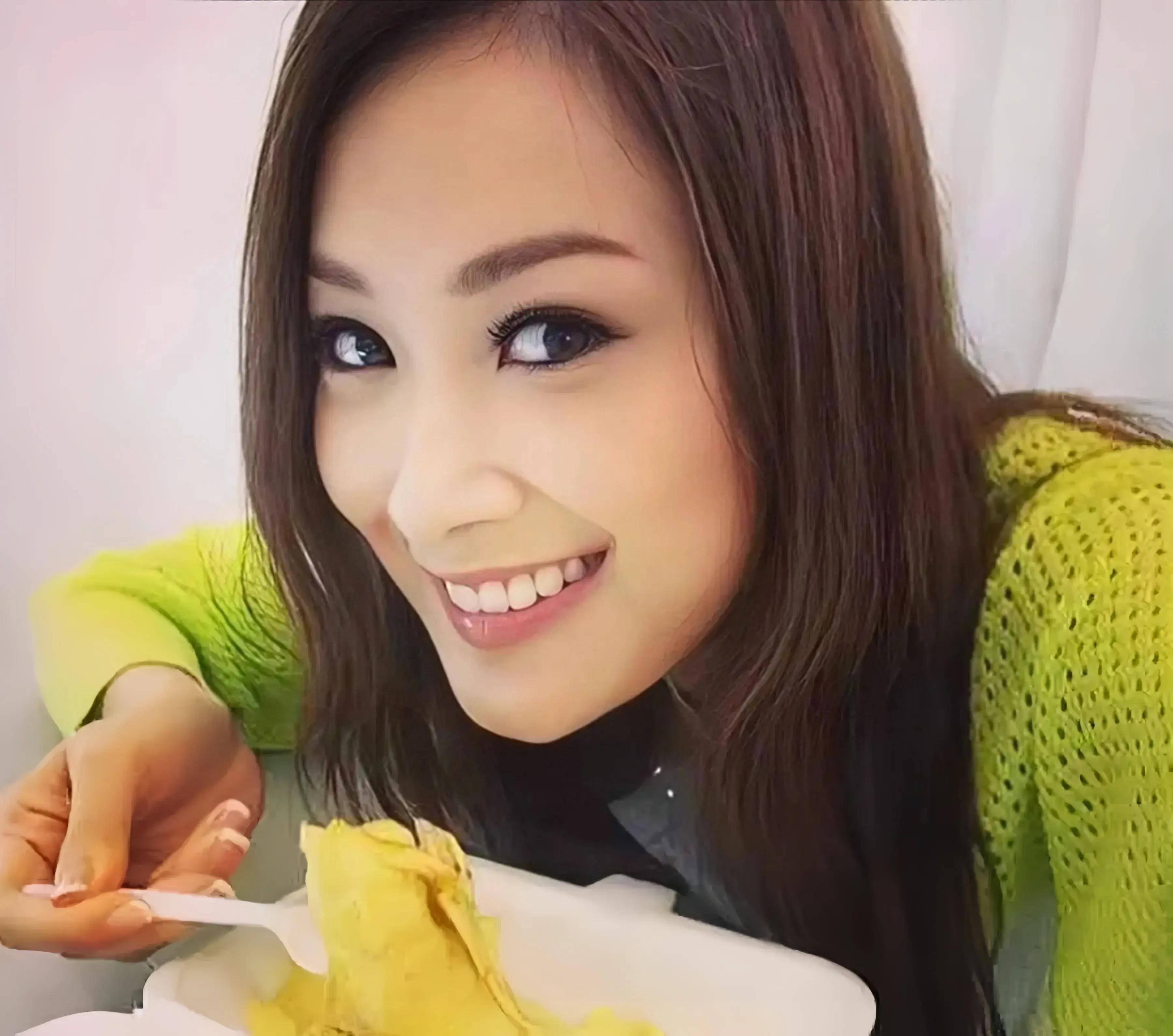 2013年4月17日凌晨,陈僖仪驾驶私家车沿海宝路天桥驶向油麻地,途中因